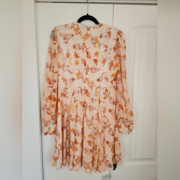 NWT True Decadence Boutique 1861 Floral Dress - Picture 2 of 5